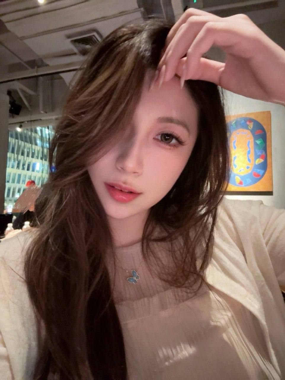 [Other] A married woman in Shanghai, a seemingly